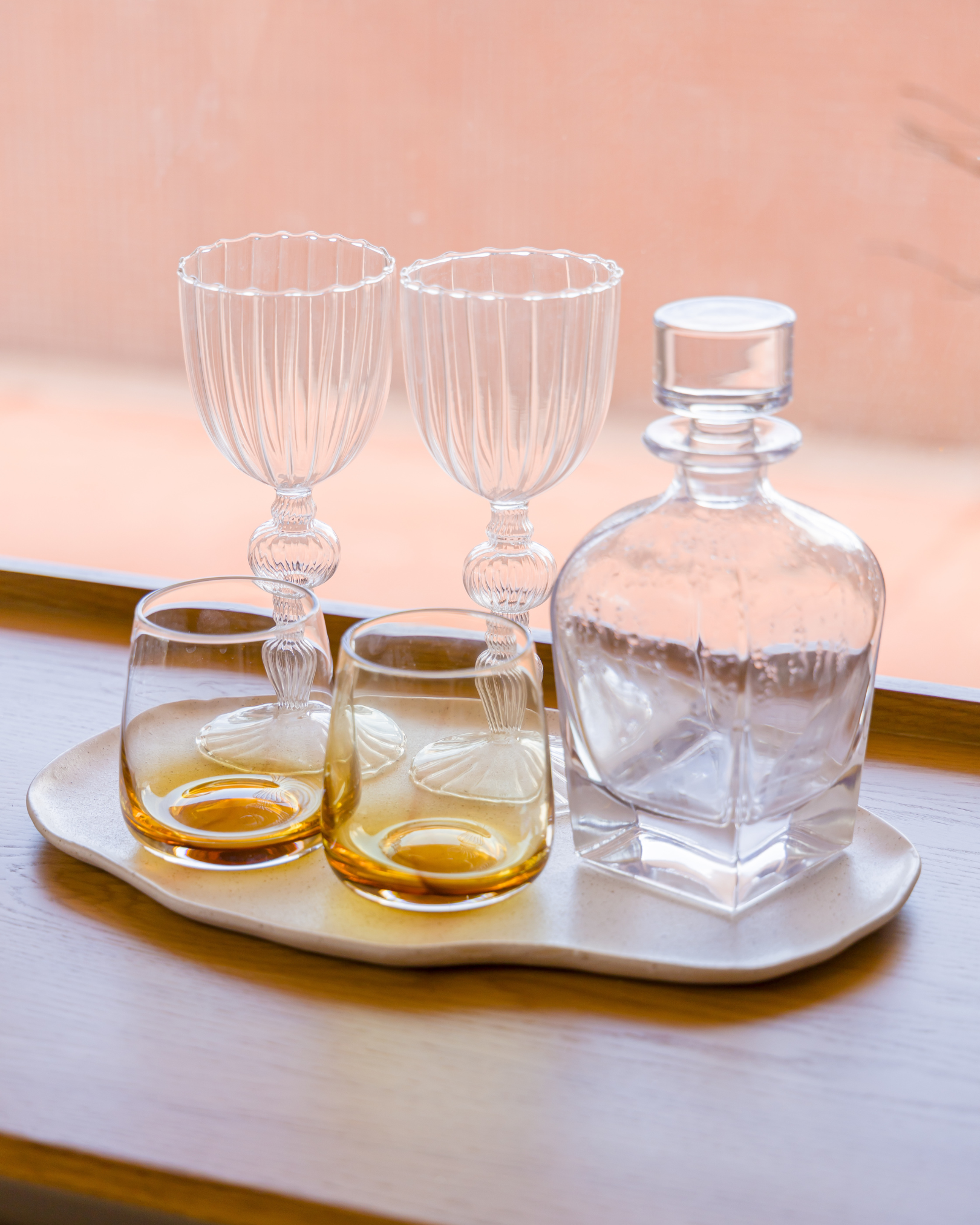 Bandeja Orgânica Branca em Cerâmica – 36x24,5 cm