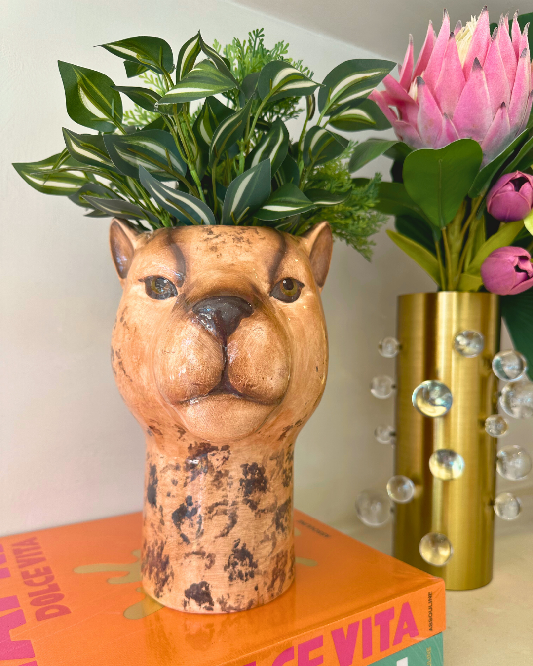 Escultura em Cerâmica Leopardo Savannah - 25x10 cm