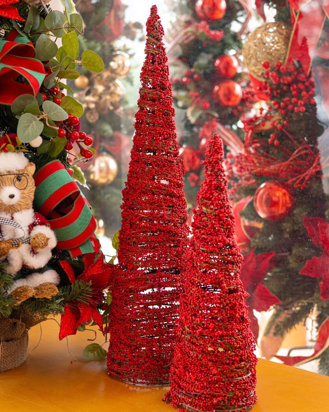 Árvore Natalina Cone Berry — 40cm