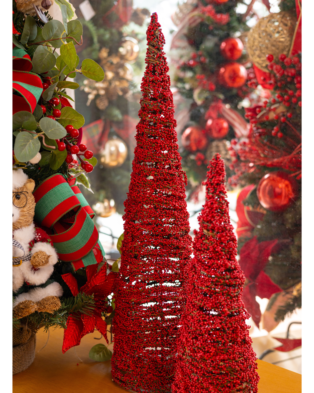 Árvore Natalina Cone Berry — 60cm