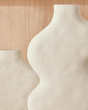 Vaso White em Cerâmica  - 38 x 20 x 7 cm