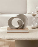 Escultura Orbital em Polirresina - 27x20x12cm