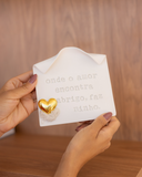 Pergaminho Personalizado em Cerâmica - "Onde o Amor encontra Abrigo, faz Ninho" - 14x14 cm