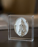 Caixa Acrílico Medalha Nossa Senhora de Fátima - 15x15cm