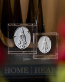 Caixa Acrílico Medalha Nossa Senhora de Fátima - 15x15cm