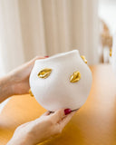 Vaso Lips Dourado em Cerâmica M – 11x11cm