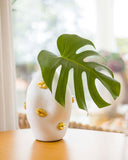 Vaso Lips Dourado em Ceramica G - 24x17cm