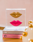 Caixa Acrílico Bocas Dourada e Pink - 13x13cm