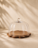 Porta Bolo Flor com Cúpula de Vidro e Base de Madeira – 31 cm