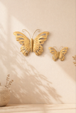 Borboleta Decorativa em Metal Dourado - 25x21cm