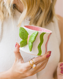 Caneca Borboleta Encanto Verde em Cerâmica