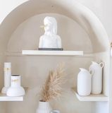 Escultura Menina Busto Branco Libélula