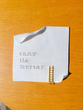 Pergaminho Personalizado em Cerâmica - "Enjoy the Journey" - 14x14 cm
